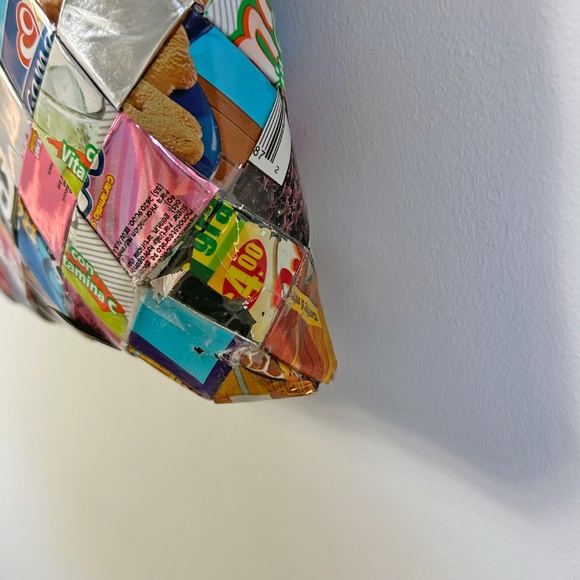 Nahui Ollin Candy Wrapper Handbag, Designer handbag from recycled candy wrappers - Picture 12 of 12